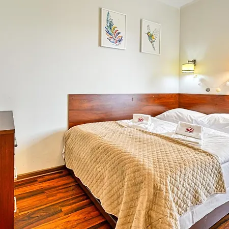 Dworcowa 8 Z Widokiem Na Szrenice - 5d 斯克拉斯卡波伦巴